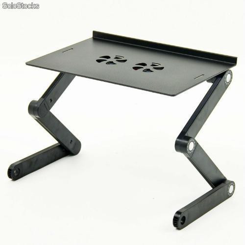 Este soporte de ordenador de lo nuevo de IKEA también es una mesa auxiliar  plegable PRECIOSA