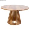 Mesa redonda estilo nórdico fabricada em madeira
