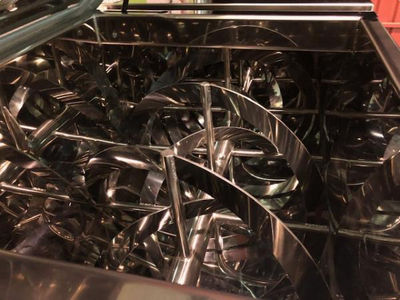 Mezcladora de bandas en acero inoxidable de 1.500 litros NUEVA - Foto 3