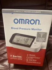 Misuratore automatico di pressione arteriosa da braccio Omron M3 Comfort