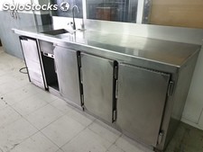 Mueble de acero refrigerado con fregadero