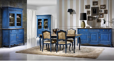 mueble de teca decapado en azul