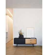 Mueble para televisión modelo Sierra 1 puerta 3 cajones acabado negro/roble,