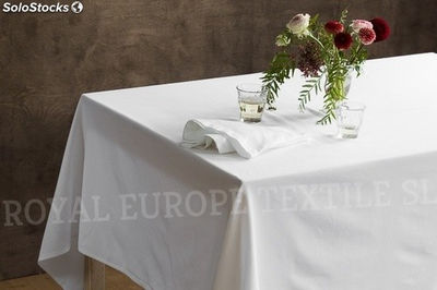 Nappes et serviettes de table pour hôtels et restaurants/ linge de table