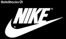 Nike t-shirty - Markowe Koszulki w cenach od 20 zł netto - setki różnych wzorów.