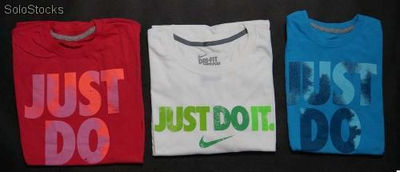 Nike t-shirty - Markowe Koszulki w cenach od 20 zł netto - setki różnych wzorów. - Zdjęcie 4