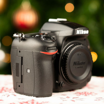 Nikon D7200 dslr camera (body)