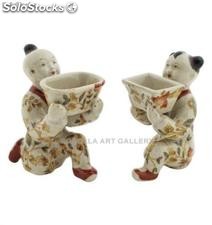 Niños arrodillados pareja 13cm - Hiti | porcelana decorada en porcelana