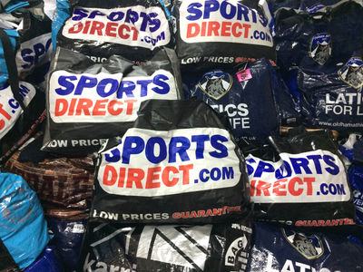 Odzież sportowa Sports Direct MIX - pakowana w kartony 10kg