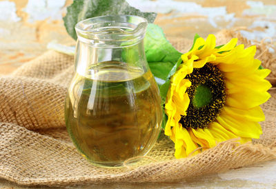 olio di girasole non rafinato