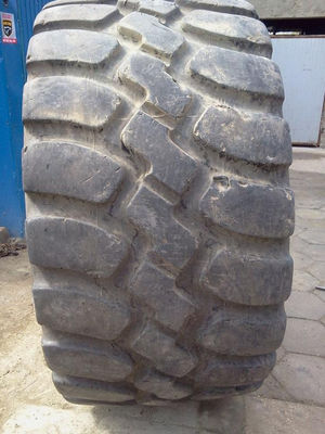 Opona używana przemysłowa 775/65r29 Goodyear gp-4d - Zdjęcie 2