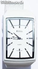 orologio analogico bianco in silicone