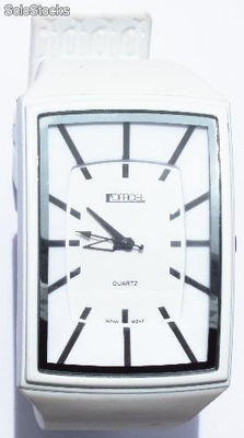 orologio analogico bianco in silicone