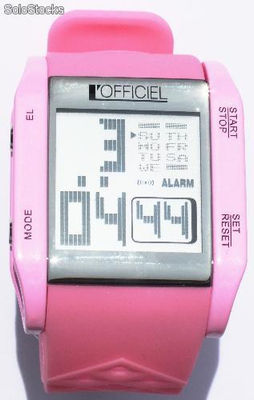 orologio digitale rosa in silicone