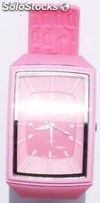 orologio in silicone rosa analogico