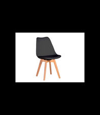 Pack de 4 sillas modelo Susan tapizadas en piel sintética negro, 49cm(ancho )