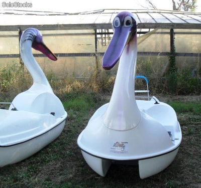 Paddle boats, pedal boats, pedalos, tretboote, beach accessories ... - Zdjęcie 3