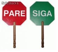 Paleta de señalización Pare - Siga