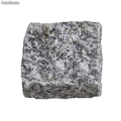 Pave granit gris-bleu 8/10 Ep.4/6cm 6 f brutes (24m /caisse-81u/m )