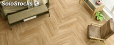 Pavimento porcelanico imitacion madera color miel 22.5x90cm