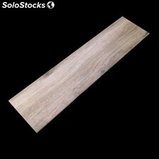 peldaño porcelanico efecto madera para escalera 30x120cm