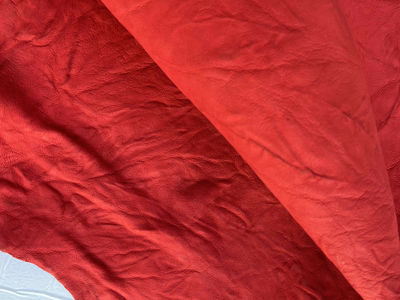 Pelle nappa anilina plissettata colore rosso