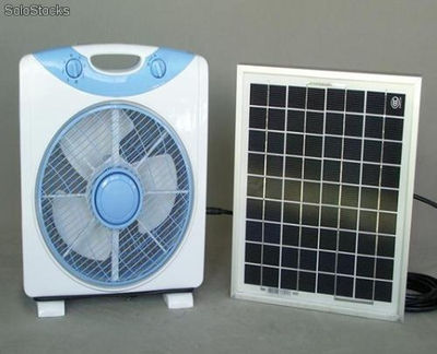 pequeño ventilador solar