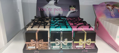 perfumes con display - Foto 5