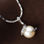 Piękny naszyjnik z perłą, białe złoto - Zdjęcie 2
