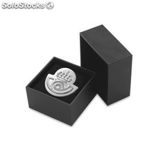 Pin o insignia personalizada en plata