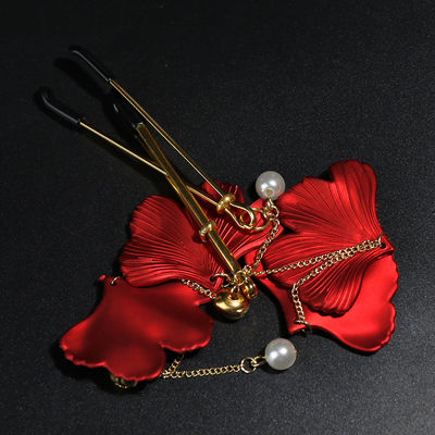 Pinzas para pezones adornadas con perlas y colgantes de hojas de color rojo - Foto 4