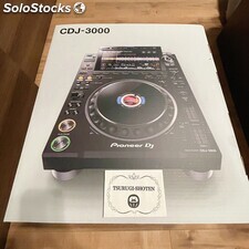 Pioneer CDJ-3000 Multi-Player Professional Flagship model Black DJ 100V----1400$