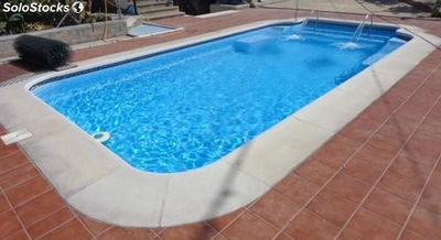piscina em poliéster modelo: pasl 7.50 dt