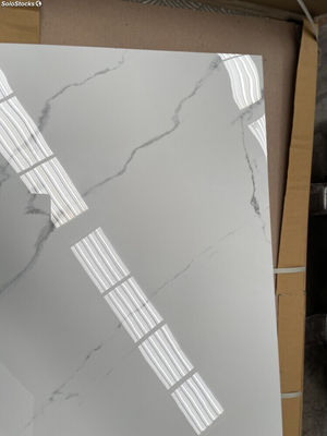 Piso imitação de mármore Carrara branco 60x120cm - Foto 3