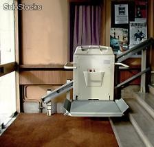 Plate-forme d&#39;escalier pour fauteuil roulant Cama HL7