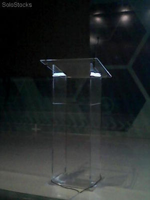 podium de acrilico trasparente