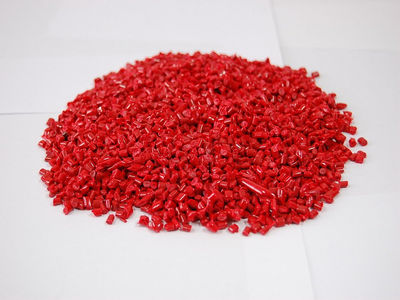 Polietilene a bassa densità lineare rielaborato granuli colore rosso - Foto 3