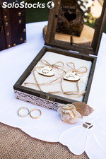 Porta anillos para bodas.Caja de madera porta anillos personalizada