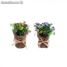 Pots de fleurs avec fleurs artificielles