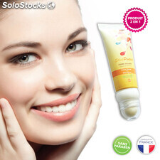 Produits cosmétiques : bb cream, crème solaire, stick + crème