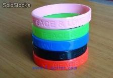 pulsera de silicone bajo relieve para regalos promocionales