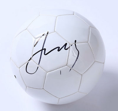 PVC football star signs football, the game commemorates the white signature ball