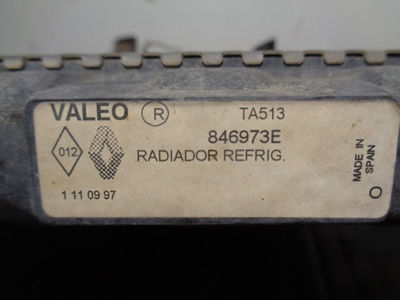 Radiador agua / 7701034770 / valeo / 846973E / 4608301 para renault clio i fase - Foto 2