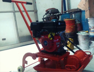 Rana compactadora motor diésel 10 hp - Foto 3