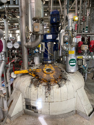 Réacteur aguilar y salas en inox 316 7.000 litres avec double enveloppe et colon