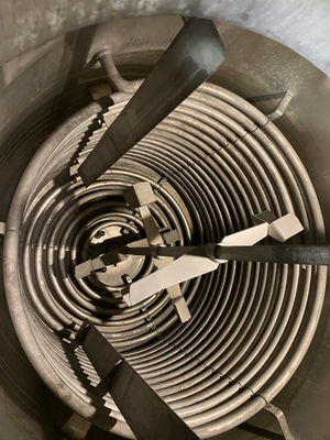 Réacteur aguilar y salas en inox 316 7.000 litres avec double enveloppe et colon - Photo 2