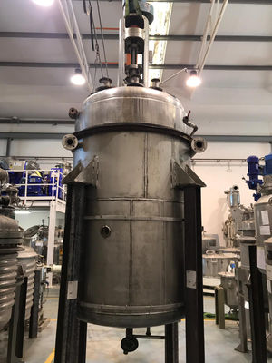 Réacteur de 2.500 litres en acier inoxydable avec double enveloppe et agitation - Photo 3