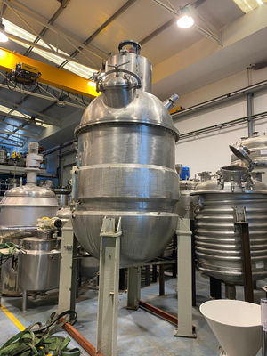 Réacteur inox 316 4.000 litres avec double enveloppe et agitateur - Photo 2