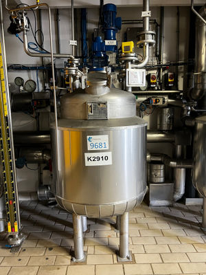 Réacteur justinox inox 380 litres avec demi-coquille et calorifugé d&#39;OCCASION1
