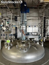 Réacteur maivisa acier inoxydable 12.000 litres avec agitation et demi-coquille